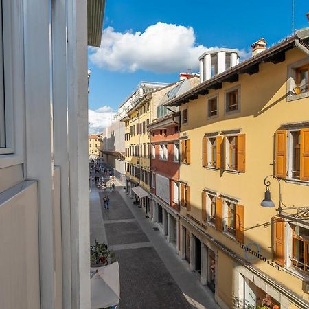 Udine Palazzo D'Aronco Modern Apartment Exterior photo